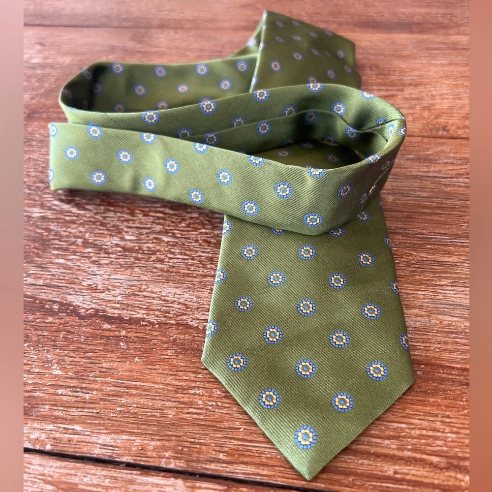 LANDS’ END 100% SILK GREEN TIE HandSewn in USA Blue Yellow Flowers/Circles